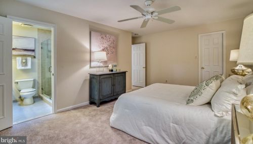 5823 Colfax Ave, Alexandria VA 22311-1013 exterior