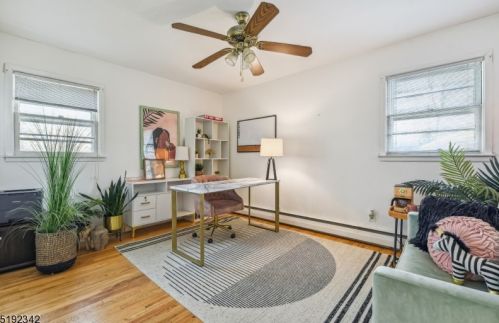 37 Conforti Ave, Town Center NJ  07052-2824 exterior