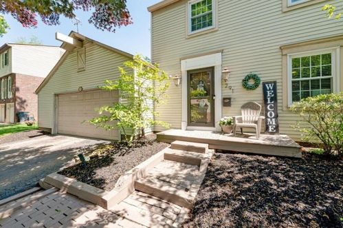 291 Challen Dr, Pittsburgh, PA 15236-4526