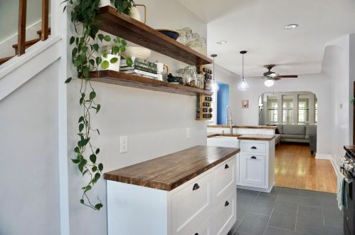 3134 Herman St, Milwaukee WI 53207-2850 exterior