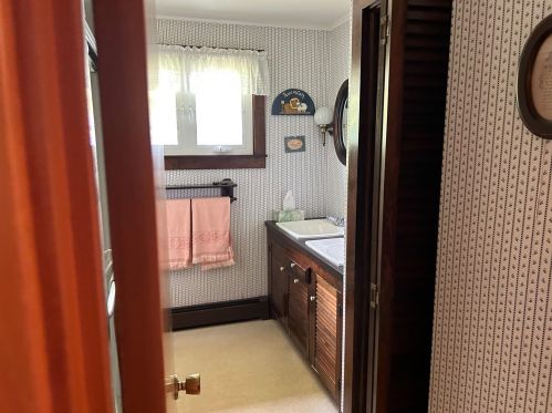 90 Community Dr, Concord NH 03303-1407 exterior