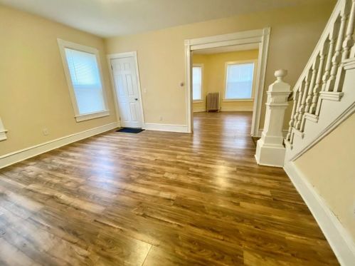 370 2nd Ave, Woonsocket RI  02895-4109 exterior