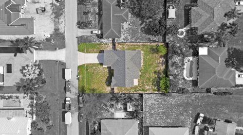 2318 Glover St, Fort Pierce, FL 34984-5130