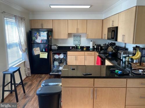 2355 9th St, Arlington VA  22201-1801 exterior