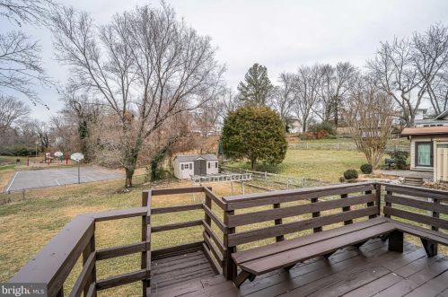 4110 Duvawn St, Alexandria VA 22310-2022 exterior