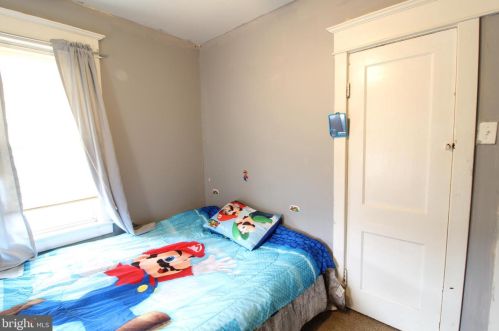 102 Reed Ave, Trenton NJ 08610-6306 exterior