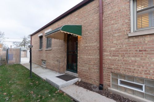12234 State St, Chicago IL 60827-2016 exterior