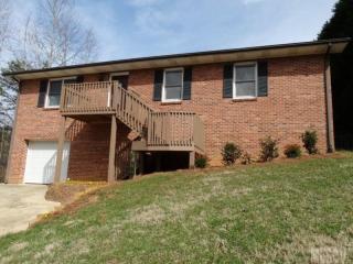 221 Cedar Forest Loop, Hickory, NC 28601-7873