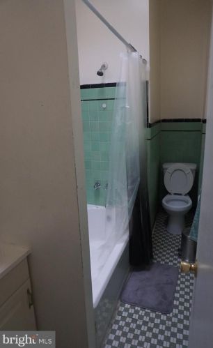 1851 Cambria St, Philadelphia PA 19134-3519 exterior