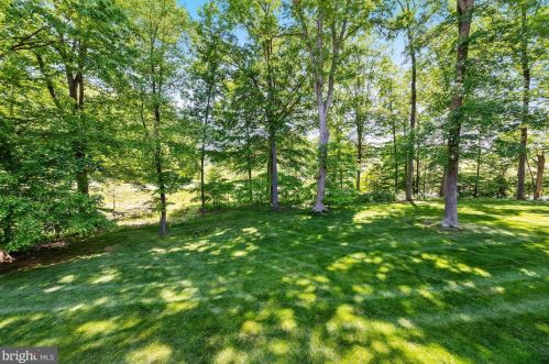 10028 Avenel Farm Dr, Rockville MD  20854-5412 exterior