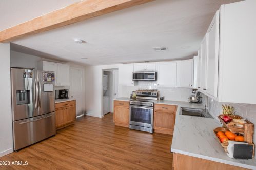 10718 15th Ave, Phoenix AZ 85041-3920 exterior