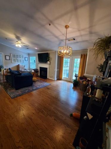 1383 Keys Crossing Dr, Atlanta GA  30319-4043 exterior