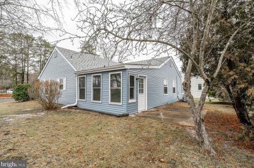 11 Warwick Way, Southampton NJ  08088-1143 exterior