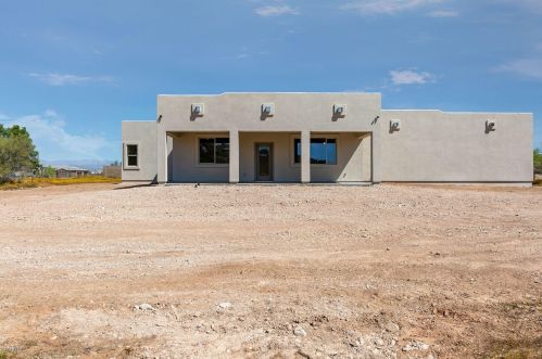 42510 10 Ave, Phoenix AZ 85086-0934 exterior