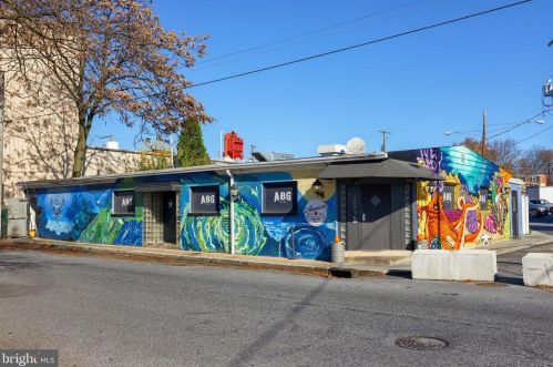 914 Plum St, Lancaster PA  17602-1938 exterior