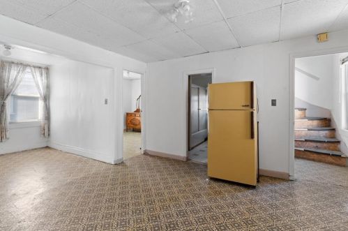 107 Penn St, Providence RI 02909-1326 exterior