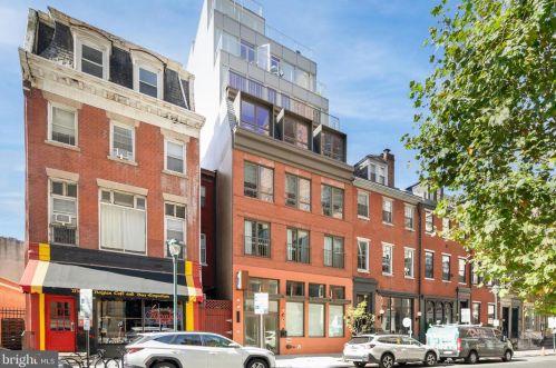 262 16th St, Philadelphia PA  19102-1227 exterior