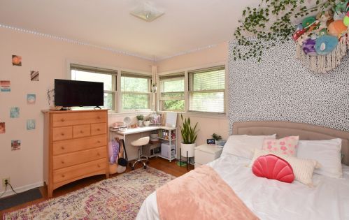 3047 121st St, Milwaukee WI  53222-4010 exterior