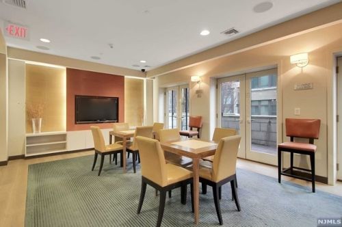 53 Eton Row, Union City NJ 07086 exterior