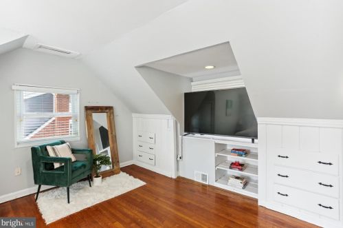 2304 Eccleston St, Silver Spring MD  20902-5015 exterior