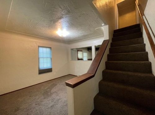 10031 Grandview Ave, Pittsburgh PA 15237-2253 exterior