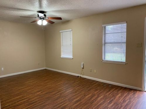 2408 3rd St, Austin TX  78704-5304 exterior