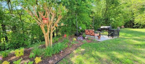 2260 Harmony Lk Cir, Lithonia GA exterior