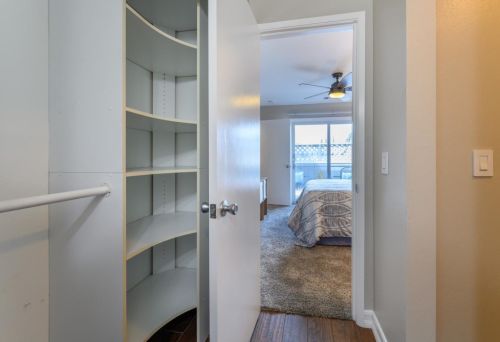 647 4 St, San Jose CA 95112-4946 exterior