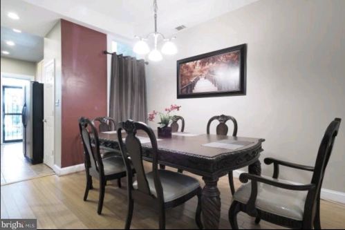 713 11th St, Washington DC  20002-3737 exterior