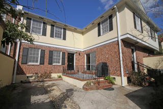 4 Poulnot Ln, Charleston SC  29401-1911 exterior