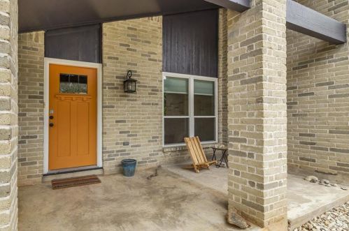 2621 Barton Hills Dr, Austin, TX 78704-4537