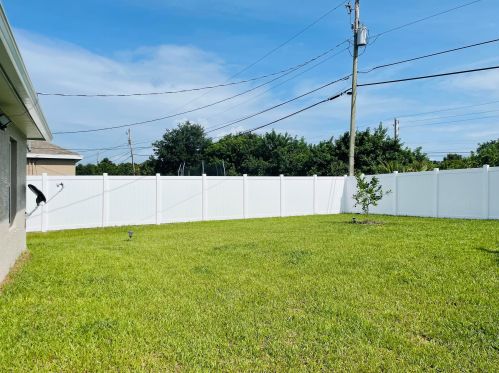 112 Ridgecrest Dr, Fort Pierce FL  34953-5449 exterior