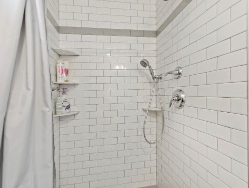 15 Mary Rd, Eastham MA 02642-2927 exterior