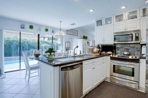 2414 30 Rd, Boca Raton FL 33431-6370 exterior