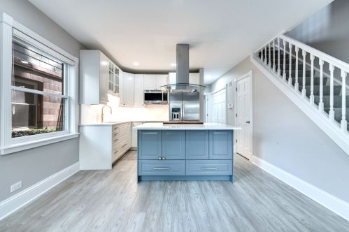 4721 Woodlawn, Chicago IL 60615-1920 exterior