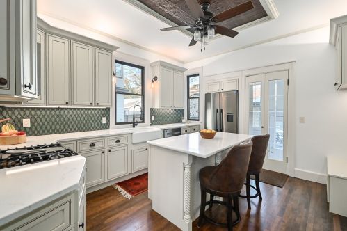 2946 Stowell Ave, Milwaukee WI 53211-3349 exterior