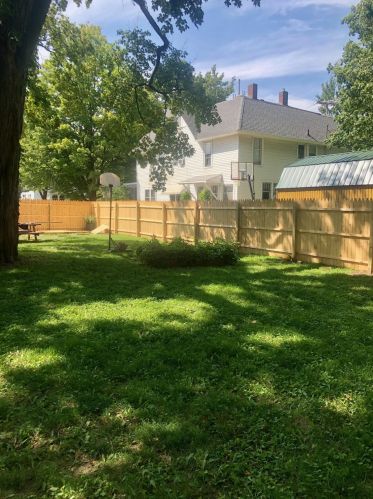 106 Orchard St, Dowagiac MI  49047-1211 exterior