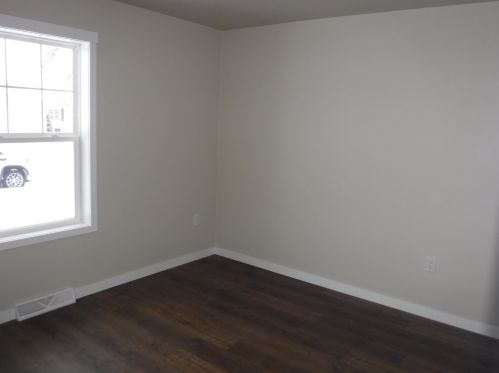 1316 Ivy Ln, Manitowoc WI 54220-1412 exterior