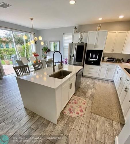 12049 Knightsbridge Ln, Fort Pierce FL 34987-2731 exterior