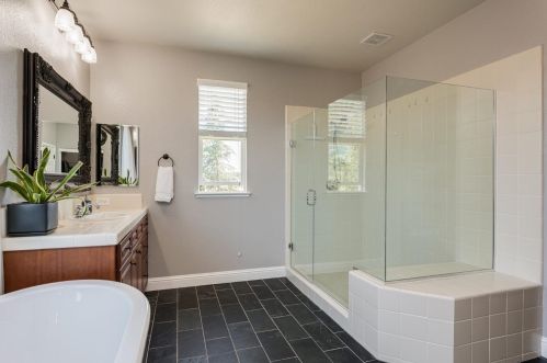 4582 Dunnwood Dr, Folsom CA 95762-9695 exterior