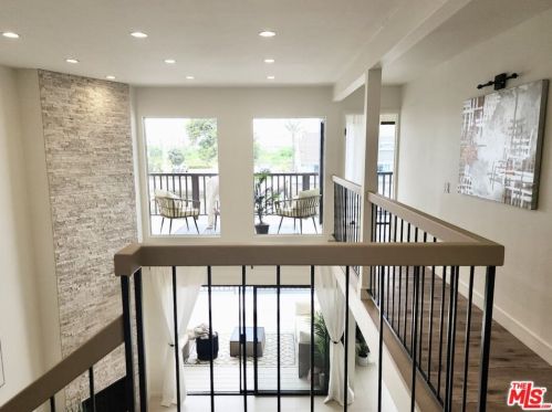 4555 Falkirk Bay, Oxnard CA 93035-3743 exterior