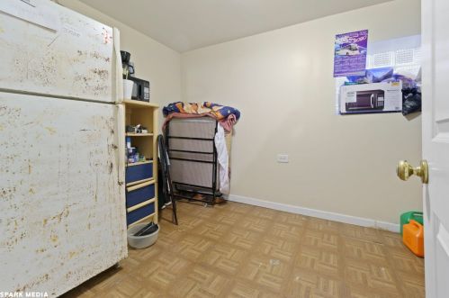 2435 Drake Ave, Chicago IL 60647-2413 exterior