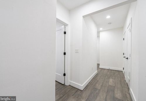 1281 Simms Pl, Washington DC 20002-7837 exterior