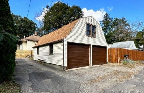 19 Spg St, Seymour CT 06483-3716 exterior