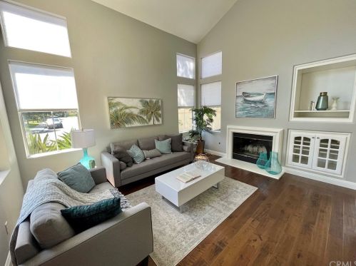 13093 Maxwell Dr, Tustin, CA 92782-0919