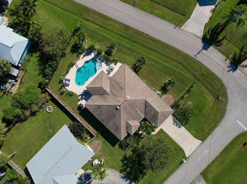 2097 Parrot St, Fort Pierce FL  34952-6758 exterior