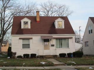 3724 98th St, Milwaukee WI  53222-2414 exterior