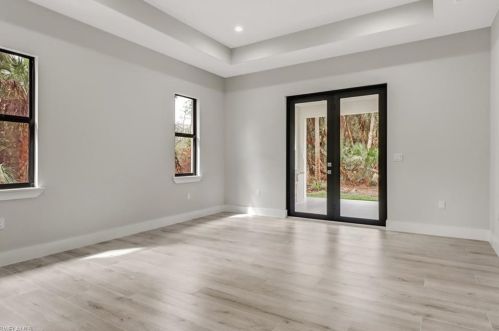 125 11 St, Naples FL 34117-2298 exterior