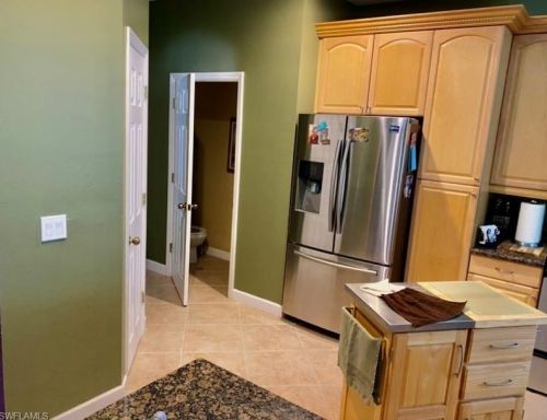 103 Burnt Pne Dr, Naples FL exterior