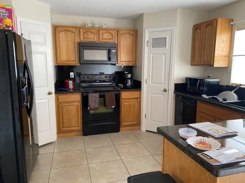 1142 Sudder Ave, Fort Pierce, FL 34953-1419